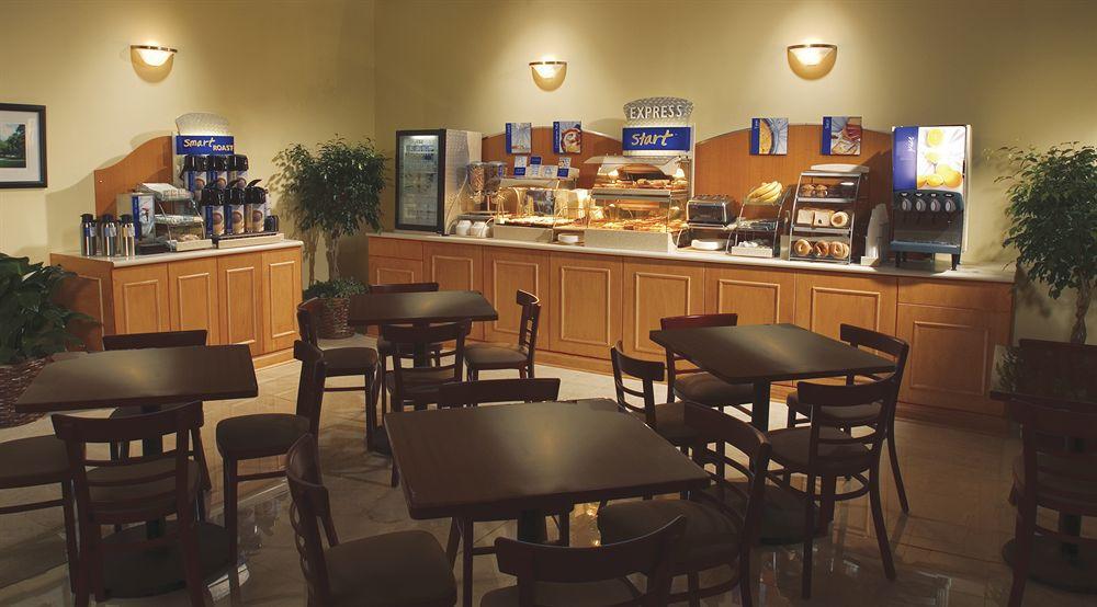Holiday Inn Express & Suites-Regina-South By Ihg Bagian luar foto
