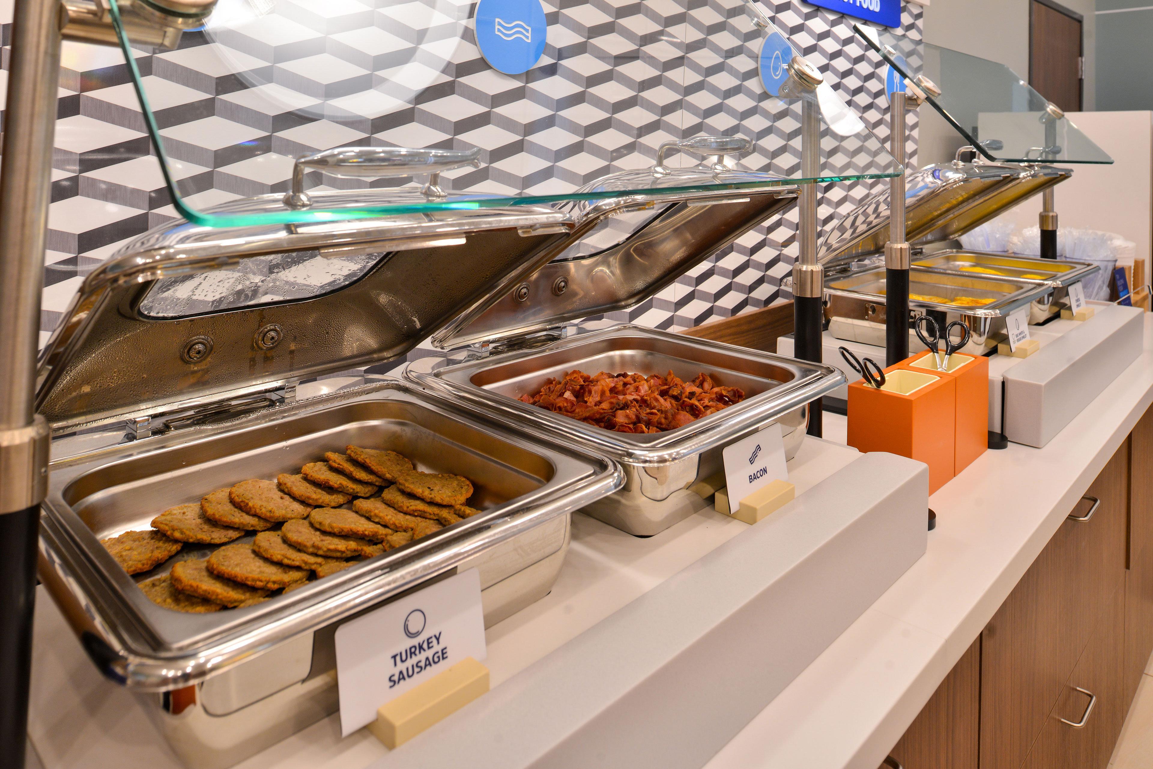 Holiday Inn Express & Suites-Regina-South By Ihg Bagian luar foto