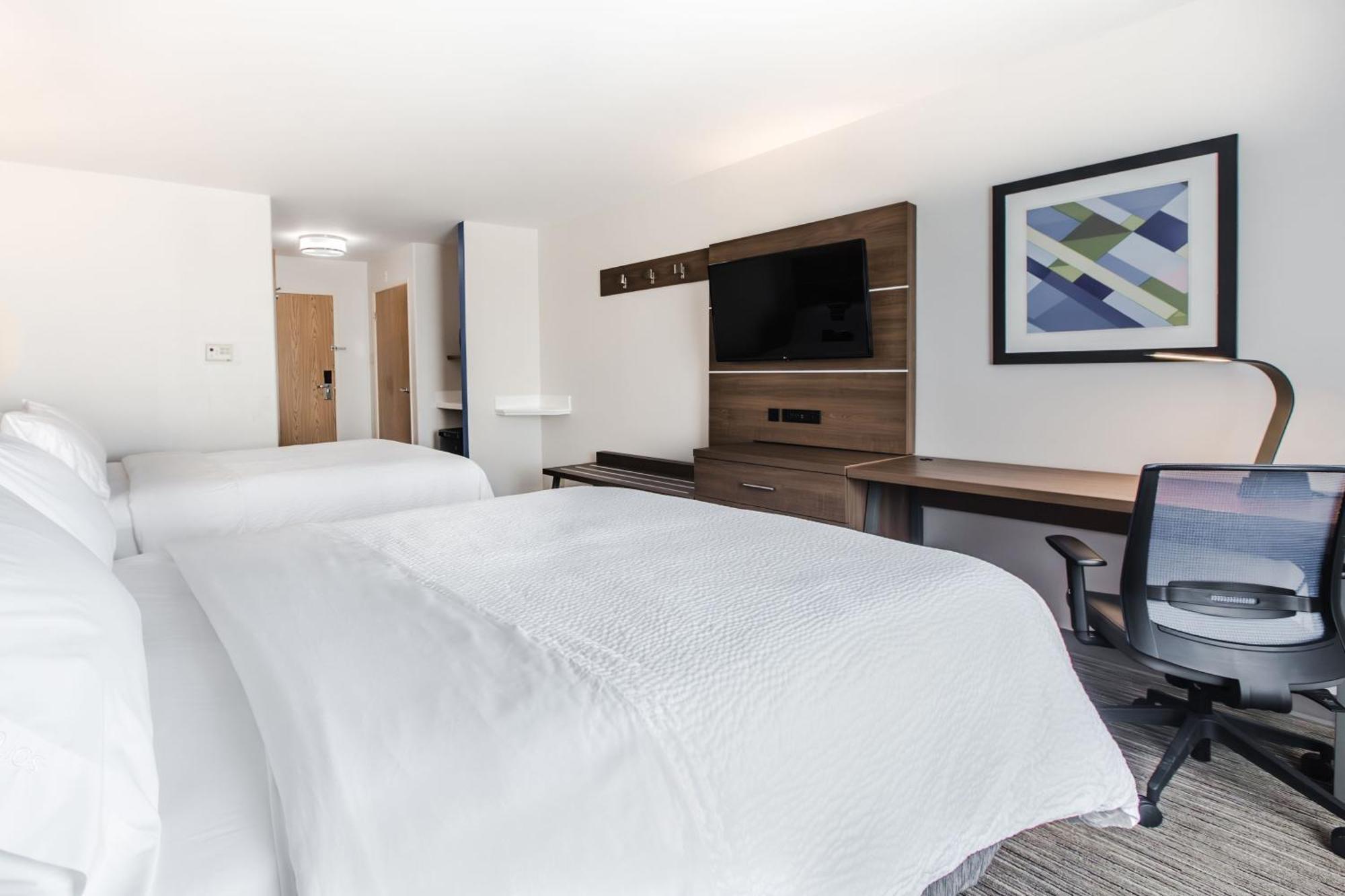 Holiday Inn Express & Suites-Regina-South By Ihg Bagian luar foto