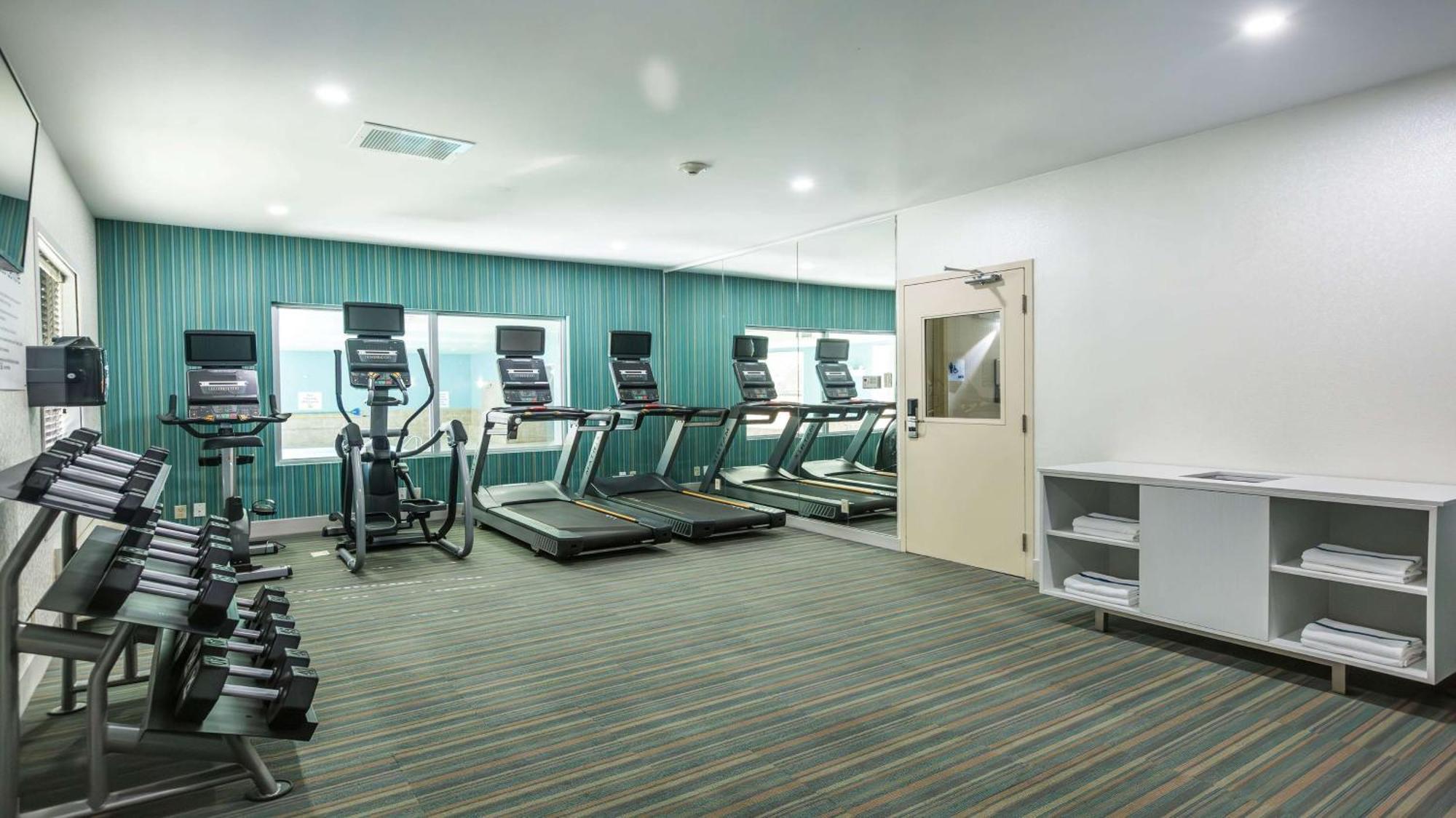 Holiday Inn Express & Suites-Regina-South By Ihg Bagian luar foto