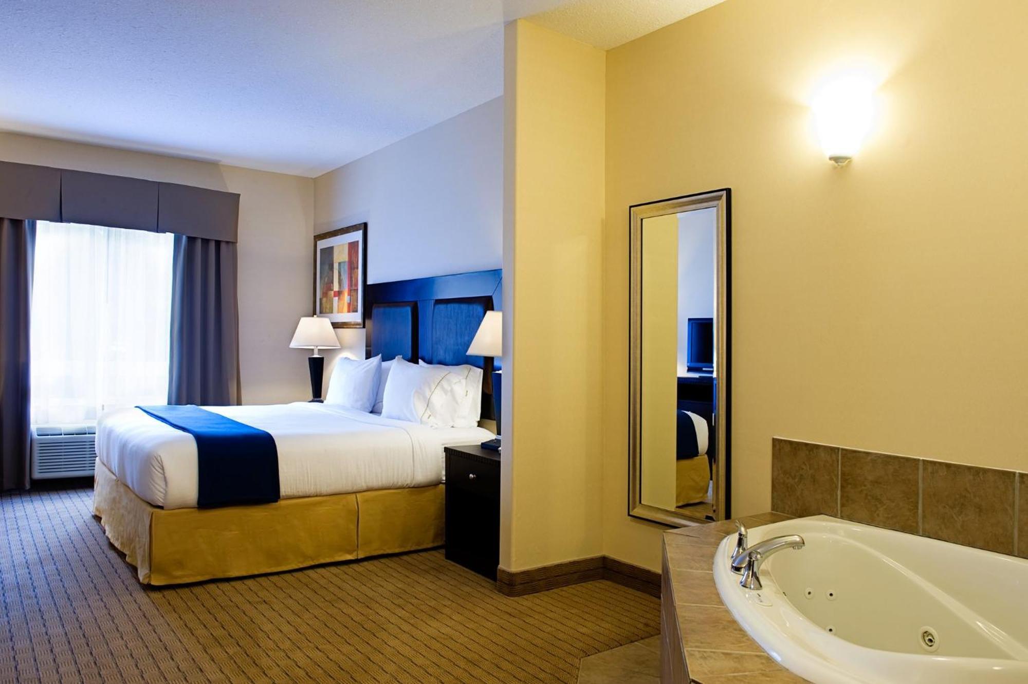 Holiday Inn Express & Suites-Regina-South By Ihg Bagian luar foto